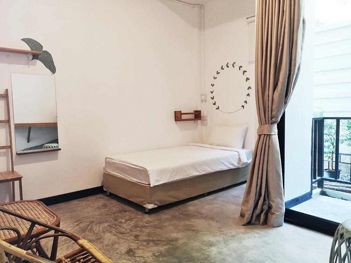 The Dearly Koh Tao Hostel-Padi 5 Star Dive Resort Екстериор снимка